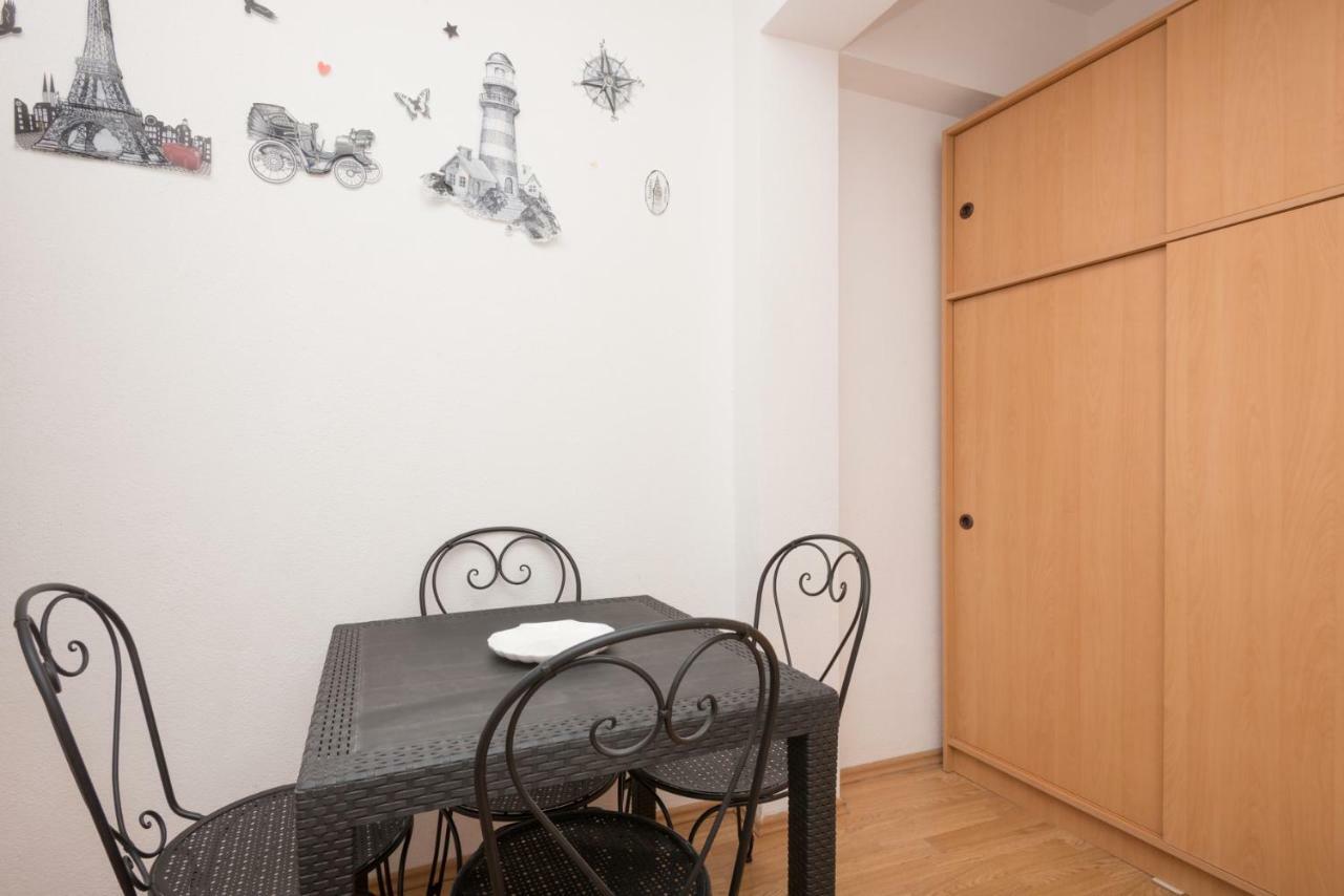 Apartmani Franko Baška Voda Exterior foto