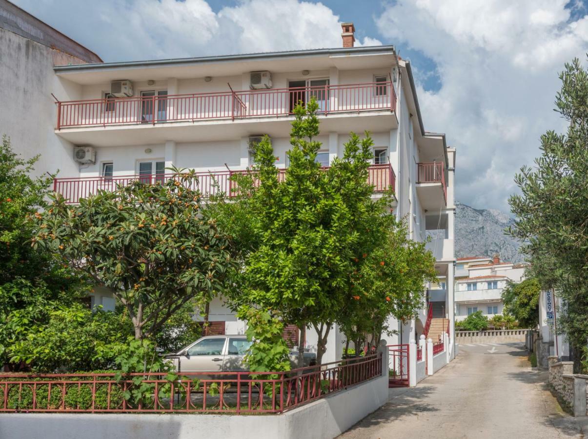 Apartmani Franko Baška Voda Exterior foto